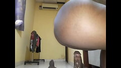 Produtor fode novinha negra n&atilde_o aguenta e diz chega Thumb