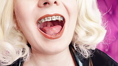 free video - ASMR eating candies and jelly teddy bears (Arya Grander) Thumb