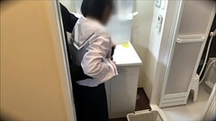 友達の家に泊まりに行って朝起きて顔洗おうと思ったら友達のいも◯との着替えをみてしまいムラムラして後ろからハグしたらノリ気だったので手マン・クンニ・フェラ・バックしてやった。 Thumb