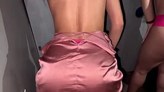 Fui no swing com minha amiga e dividimos uma Rola na Glory hole - Monica Lima Official Thumb