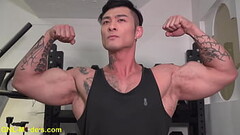 Love big Biceps?️ This guy has all muscles extra large! Come and enjoy him at GNL Thumb