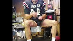 Coach tak8ng one for the team Thumb