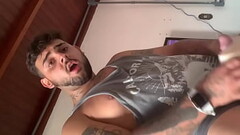 NOVINHO GOZANDO NA PUSSYTOY Thumb